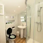 Beautiful North Bay Seaside Apartment, Free Parking And Courtyard 公寓