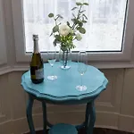 Beautiful North Bay Seaside Apartment, Free Parking And Courtyard 公寓 斯卡伯勒