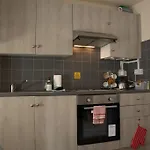 Beautiful North Bay Seaside Apartment, Free Parking And Courtyard Скарборо