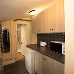Beautiful North Bay Seaside Apartment, Free Parking And Courtyard