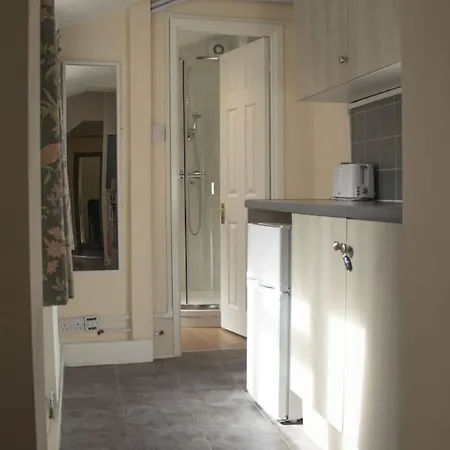 아파트 Beautiful North Bay Seaside Apartment, Free Parking And Courtyard